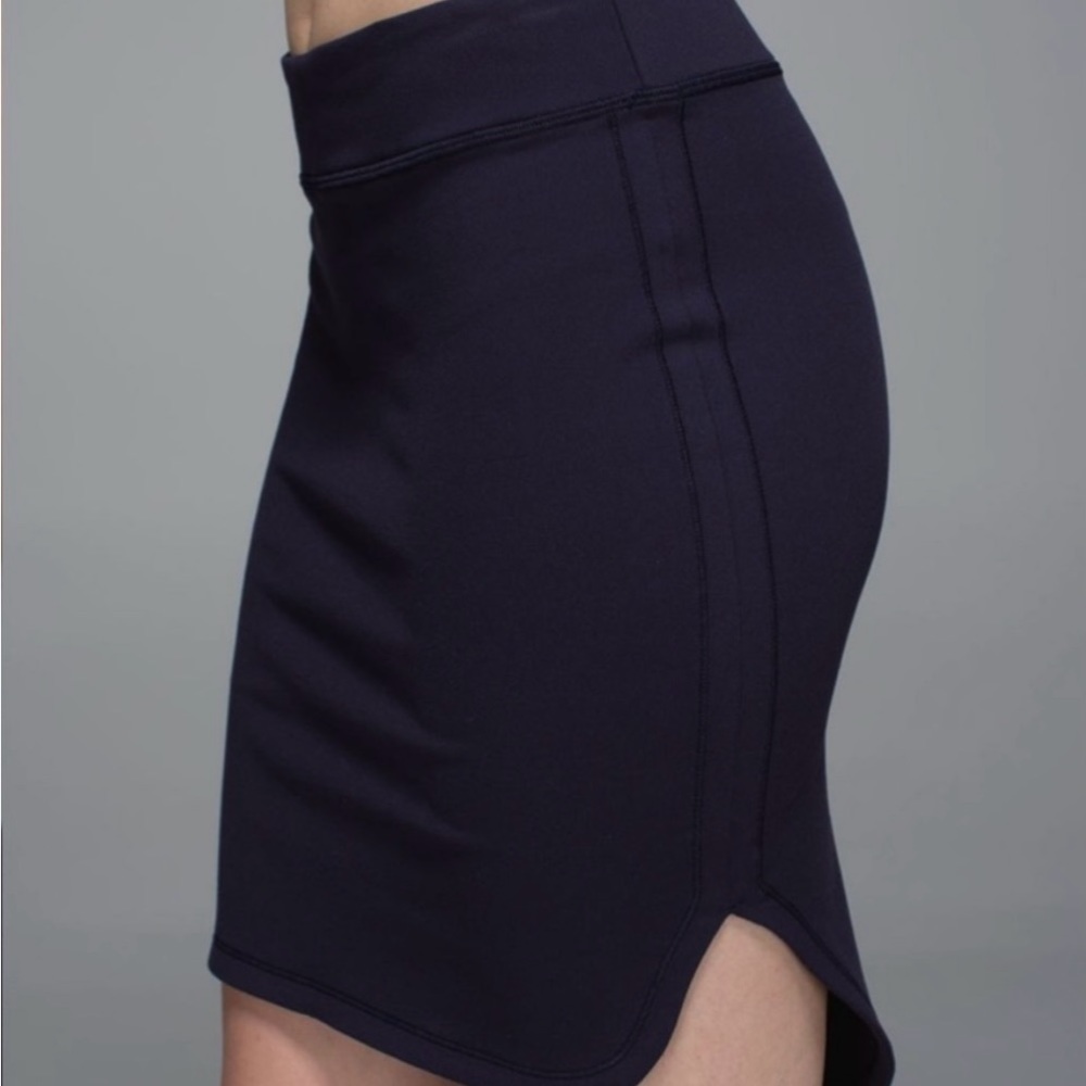 Lululemon City Skirt, Size 6